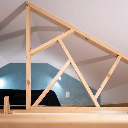 Sehr Individuelle Und Moderne Ferienwohnung In *